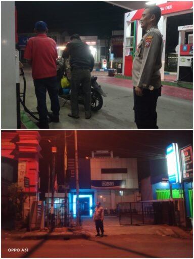 Demi Cegah Kriminal Dan 4C Polsek Ngimbang Rutin Gelar Patroli Blue Light Pada Ramadhan 1447 H