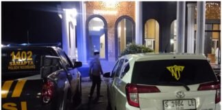 Personil Polsek Ngimbang Gelar Patroli pengamanan Sholat Taraweh Guna Cegah Kriminalitas