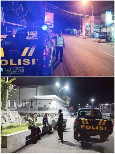 Polsek Ngimbang Gelar Patroli Siskamtibmas Wujudkan Keamanan Bersama Di Bulan Ramadhon