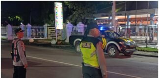 Kapolsek Ngimbang Gelar Patroli Siskamtibmas Wujudkan Keamanan Bersama Di Malam Takbiran