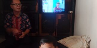 Rumah No.90 RT2/RW7 Kelurahan Jelekong Bale Endah Di Huni Asriyati Lansia, Reihan Disabilitas, Rifa Putus SD