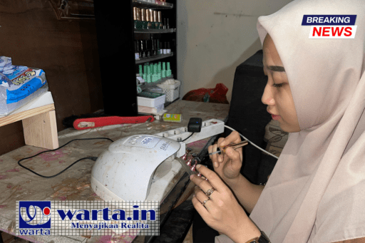 Berawal dari Hobi, Bisnis Nail Art Remaja Asal Rembang Raup Omzet Puluhan Juta per Bulan