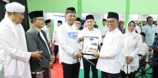 Safari Ramadan di Al Khairiyah, Andra Soni Soroti Peran KH Syam’un dan Pendidikan Berkualitas