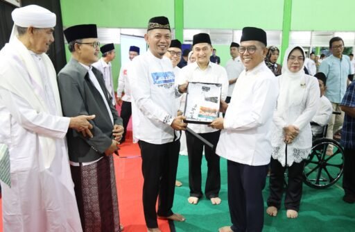 Safari Ramadan di Al Khairiyah, Andra Soni Soroti Peran KH Syam’un dan Pendidikan Berkualitas