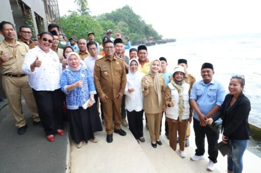 Andra Soni Dialog dengan Pelaku Wisata Anyer-Cinangka, Sambut Libur Idul Fitri 1447 H / 2026 M