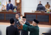 Andra Soni Hadiri Paripurna PAW DPRD Banten, Tegaskan Sinergi DPRD dan Pemprov