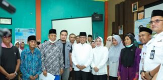 Andra Soni Salurkan 59 Ton Beras dan 5,9 Ton Ayam Frozen untuk Warga Daerah Rentan Pangan Banten