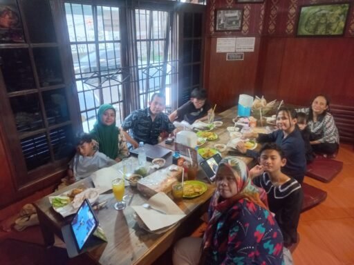 Buka Puasa Bersama Keluarga, Kepala Biro Tangsel dan Kepala Perwakilan Banten, Tekankan Harmonisasi