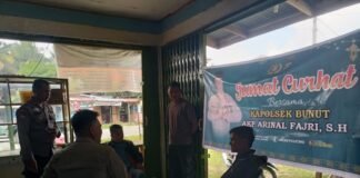 Ciptakan Kamtibmas Kondusif Ramadhan, Polsek Bunut Gelar “Jumat Curhat” dan Cooling System