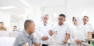 Jelang Lebaran, Andra Soni Tinjau Kesiapan Layanan Kesehatan di RSUD Tangerang Raya