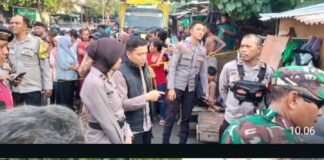 Diduga Gantung diri, Perempuan Muda Meninggal di Rumah Bedek Bertais, Polisi segera Evakuasi