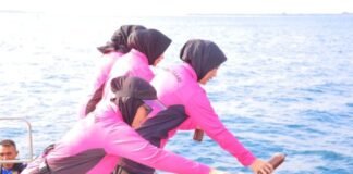 Bhayangkari NTB dan KLU Jaga Ekosistem Gili Lewat Nutrisi Laut Dengan Eco-Enzim dari Sampah Organik