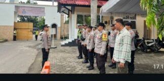 Keberangkatan 393 Jemaah Haji Kloter 7 Asal Lombok Tengah, Dikawal Ketat Polda NTB