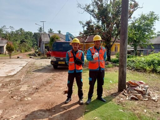 PLN Posko Cibaliung Cab ULP Unit Labuan Geser Tiang Listrik di Tanam-Kp Ciundil RT3/1 Waringin Kurung,4-4-26
