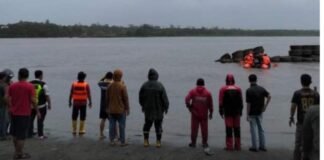 *Dihantam Amukan Samudra, Kapal Nelayan Karam; Satu Korban Masih dalam Pencarian*