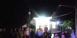 Guna Cegah Dan Daya Tangkal 4C personil Polsek Ngimbang Gelar Patroli Blue Light Di Daerah Rawan Kriminal