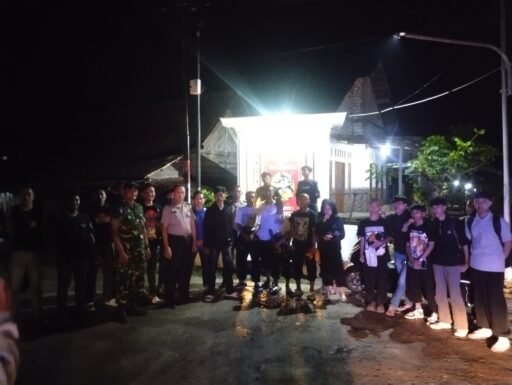 Guna Cegah Dan Daya Tangkal 4C personil Polsek Ngimbang Gelar Patroli Blue Light Di Daerah Rawan Kriminal