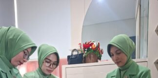 *Antara Stetoskop dan Benang Rajut: Mengagungkan Kreativitas Tanpa Batas dr. Zuhria Novianty*