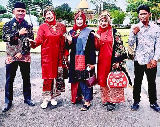 *MENGUKIR KASIH SAYANG RANAH DAN RANTAU: DELEGASI PKPS MUKOMUKO HADIRI MILAD KE-78 KABUPATEN PESISIR SELATAN*