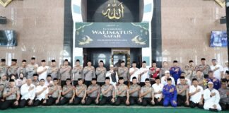 Kapolda Sumsel Titip Doa Kamtibmas Melalui Personel yang Berangkat Haji 2026