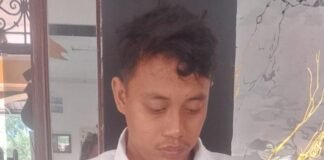 Diduga terlibat pencurian aset telkom Oknum staf wawali surabaya diperiksa polisi.