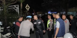 Polres Lamongan Gelar Pelayanan Pengamanan SRIT Vol 4 “Rise Top Glory”, Anniversary Curva Boys ke-15