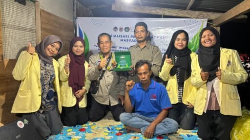 *SINERGI BERSAMA UNIVERSITAS NEGERI PADANG, FKMPLHI PERKENALKAN PROGRAM PENGOLAHAN SAMPAH MENJADI MAGGOT*