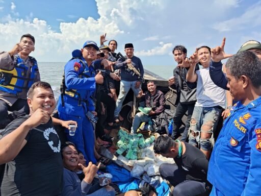 Polres Kepulauan Meranti berhasil menggagalkan penyelundupan 27 kg sabu dari jaringan internasional