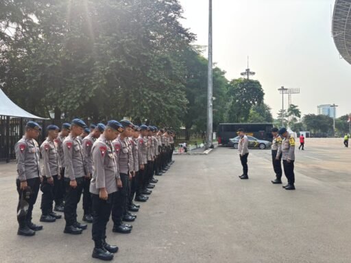 Kapolsek Kemayoran Pimpin Apel Mandiri Pengamanan Laga Persija vs Persis, Polri Siaga Demi Suporter Nyaman