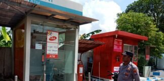 Polsek Ngimbang Gelar Patroli Harkamtibmas Guna Cegah Kriminalitas Dan Premanisme di Siang Hari