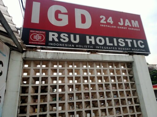 Ketua DPC PWRI Purwakarta Apresiasi Pelayanan RSU Holistic