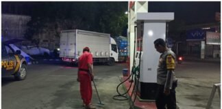 Pastikan Wilayah Ngimbang Tetap Kondusif Polsek Ngimbang Gelar Patroli Blue Light Di Malam Hari