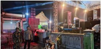 Polsek Ngimbang Gelar Pengamanan Pengajian Dalam Rangka Hajatan Masyarakat di Kakatpenjalin