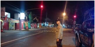 Pastikan Wilayah Ngimbang Tetap Kondusif Polsek Ngimbang Gelar Patroli Blue Light Cegah 4C Di Malam Hari