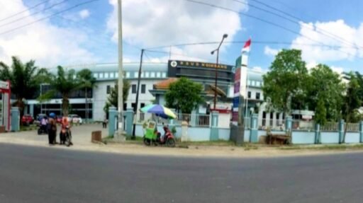 Bukan Sekedar Polemik Mutasi Nakes di RSUD Ngimbang, Tapi di Duga Ada Oknum Menejemen yang Bermain