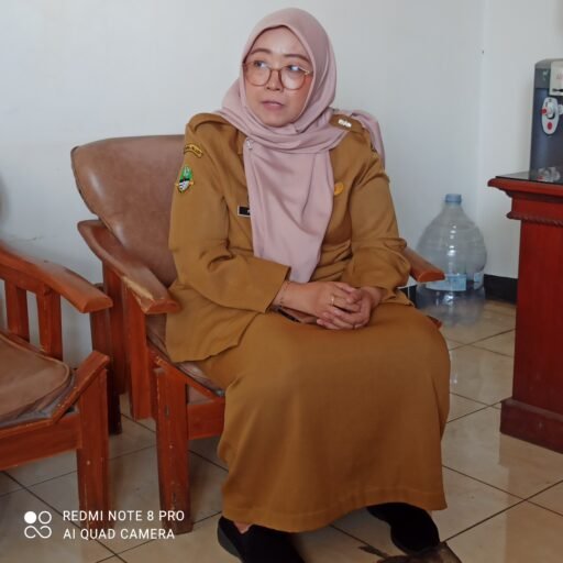 Prima, Kabid Pelayanan Pencatatan Sipil FEAT Asep,SH Hakim PA Kab.Bandung Verifikasi 22 Pasangan Isbat Nikah