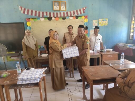 Sertijab Kepala Sekolah SDN Kiara II Berlangsung Khidmat, Dihadiri Korwil dan Komite Sekolah