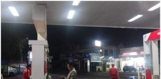 Pastikan Wilayah Ngimbang Kondusif Polsek Ngimbang Gelar Patroli Siskamtibmas Di Daerah Rawan Kriminal