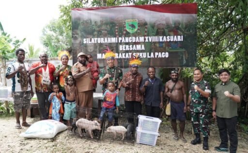 *Silaturahmi Pangdam XVIII/Kasuari dengan Masyarakat Adat Lapago dan Meepago*