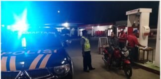 Pastikan Wilayah Ngimbang Kondusif Polsek Ngimbang Gelar Patroli Siskamtibmas Di Daerah Rawan Kriminal