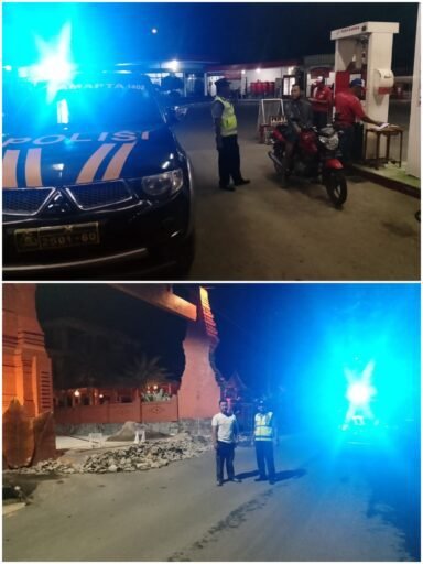 Pastikan Wilayah Ngimbang Kondusif Polsek Ngimbang Gelar Patroli Siskamtibmas Di Daerah Rawan Kriminal