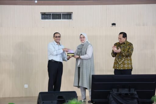 Kuliah Umum di Untirta, Pemprov Banten Ajak Mahasiswa Hindari Investasi Bodong
