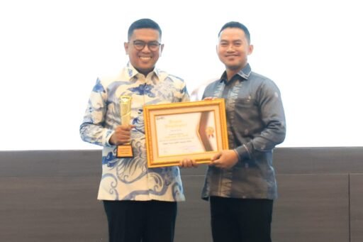 Andra Soni Raih Penghargaan KWP Awards 2026, Dinilai Peduli Pendidikan dan Pelayanan Publik