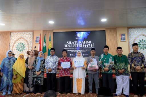 Silaturahmi Idul Fitri, Gubernur Andra Soni Ajak Muhammadiyah Perkuat Generasi Muda