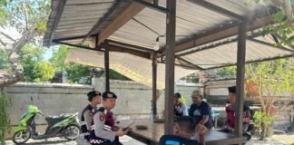 Sat Samapta Polresta Mataram Gelar Patroli Wisata di Taman Mayura