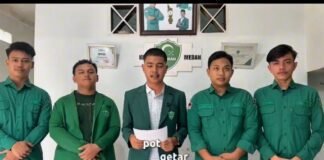 Konferensi Pers PW HIMMAH Sumut : Desak Pemecatan Kompol DK Terkait Skandal Vape Getar