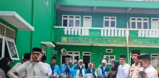 PELEPASAN JAMAAH HAJI KBIHU NAJAH DI WILAYAH BANTARGEBANG KOTA BEKASI
