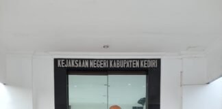 Tak Ada Surat Resmi, LBH IYW Kecewa Progres Laporan Kejari Kabupaten Kediri Hanya Disampaikan Lewat Telepon