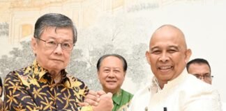 *Antara Persepsi Kontroversi dan Hakikat Perjalanan Spiritual di Persimpangan Politik*