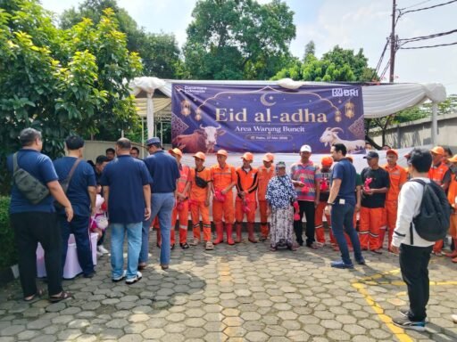 Warga dan PPSU Rasakan Berkah Kurban dari BRI Pasar Minggu